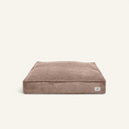 Charger l'image dans la visionneuse de la galerie, Patomia Cuadra mocha beige corduroy dog bed with a soft, removable cover and recycled foam filling.