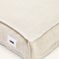 Charger l'image dans la visionneuse de la galerie, Patomia square beige linen blend dog bed with a minimalist design and breathable fabric texture.