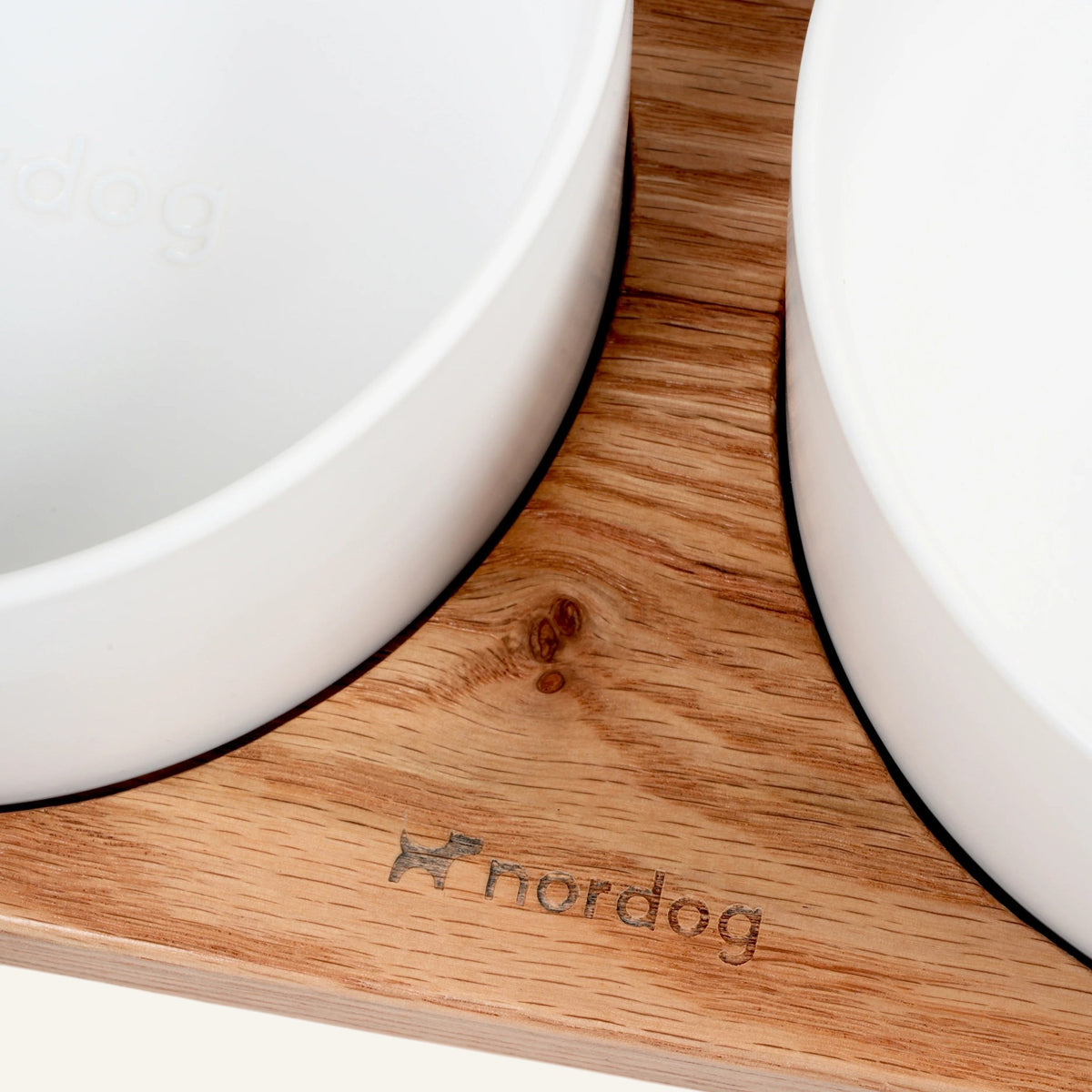 Patomia Barcelona double dog bowl set with white ceramic bowls on a light oiled oak wood base