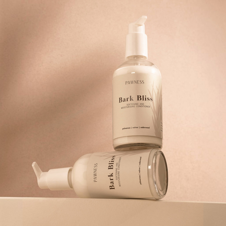 Patomia Bark Bliss dog conditioner in a 250ml pump bottle with a warm, woody scent of palmarosa, vetiver, and cedar.