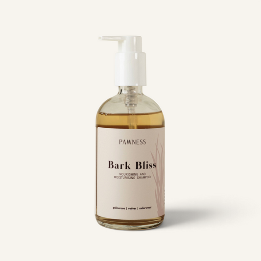 Patomia Bark Bliss natural nourishing and moisturizing dog shampoo in a 250ml clear pump bottle