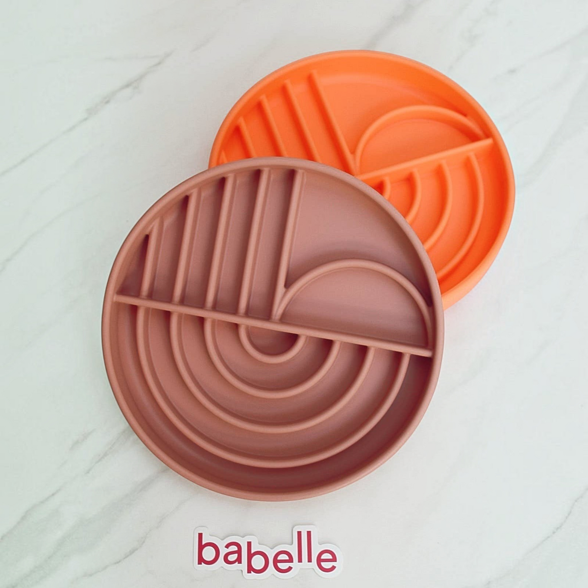 Patomia The Dreamy round silicone lickmat in vieux rose and orange for pet enrichment and slow feeding