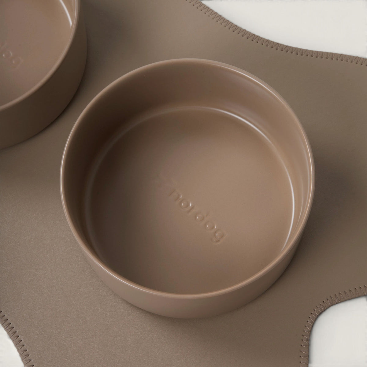 Patomia Nordog Classic ceramic dog bowl in cacao brown with a minimalist design and non-slip base