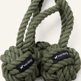Charger l'image dans la visionneuse de la galerie, Patomia Nordog olive green organic cotton rope dog toy with knotted ball design for durable play
