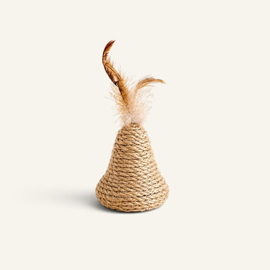 Patomia natural sisal rope cat toy with brown feathers and bell for interactive play and scratching