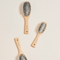 Charger l'image dans la visionneuse de la galerie, Patomia wooden dog brushes with nylon bristles for short-haired dogs, featuring FSC-certified beech wood handles.
