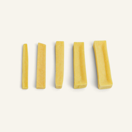 Patomia long-lasting yak-style cow milk cheese chew sticks for dogs in five different sizes